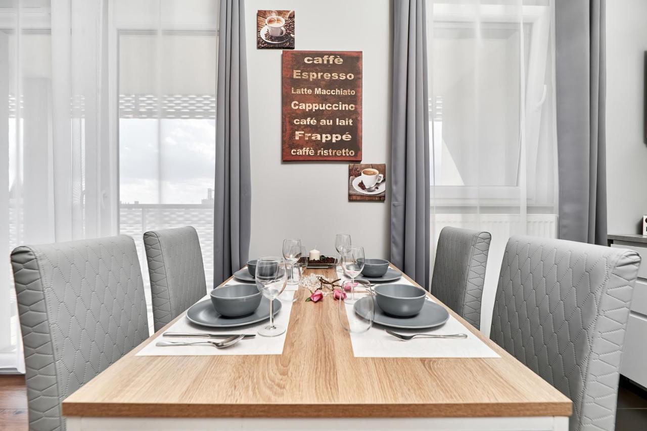 Apartment Wroclaw Sikorskiego With Free Garage By Renters Prestige Екстериор снимка