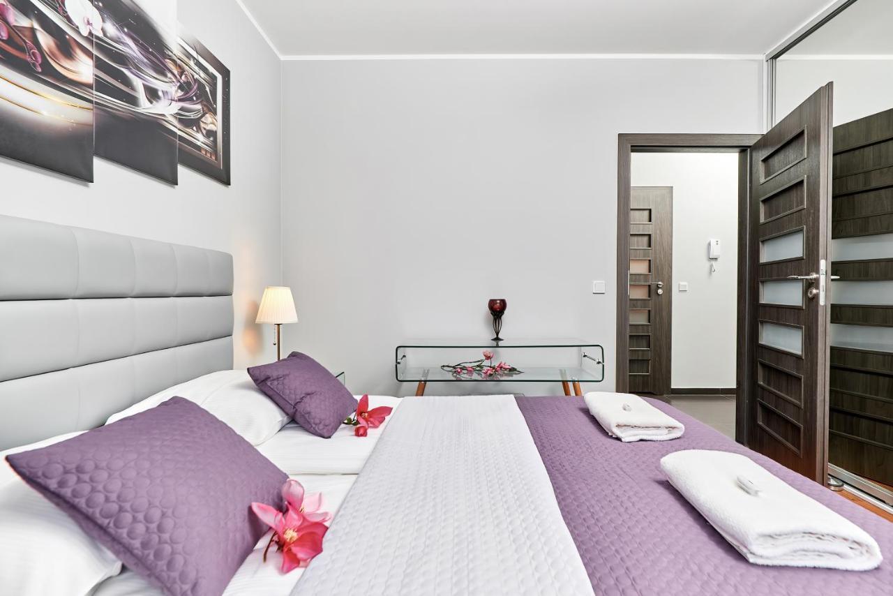 Apartment Wroclaw Sikorskiego With Free Garage By Renters Prestige Екстериор снимка