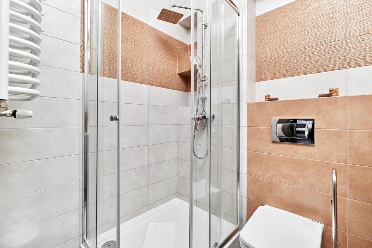 Apartment Wroclaw Sikorskiego With Free Garage By Renters Prestige Екстериор снимка