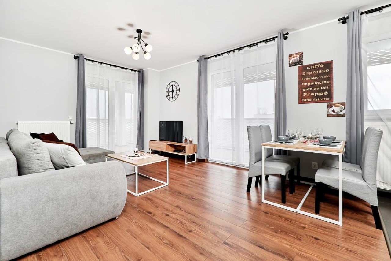 Apartment Wroclaw Sikorskiego With Free Garage By Renters Prestige Екстериор снимка