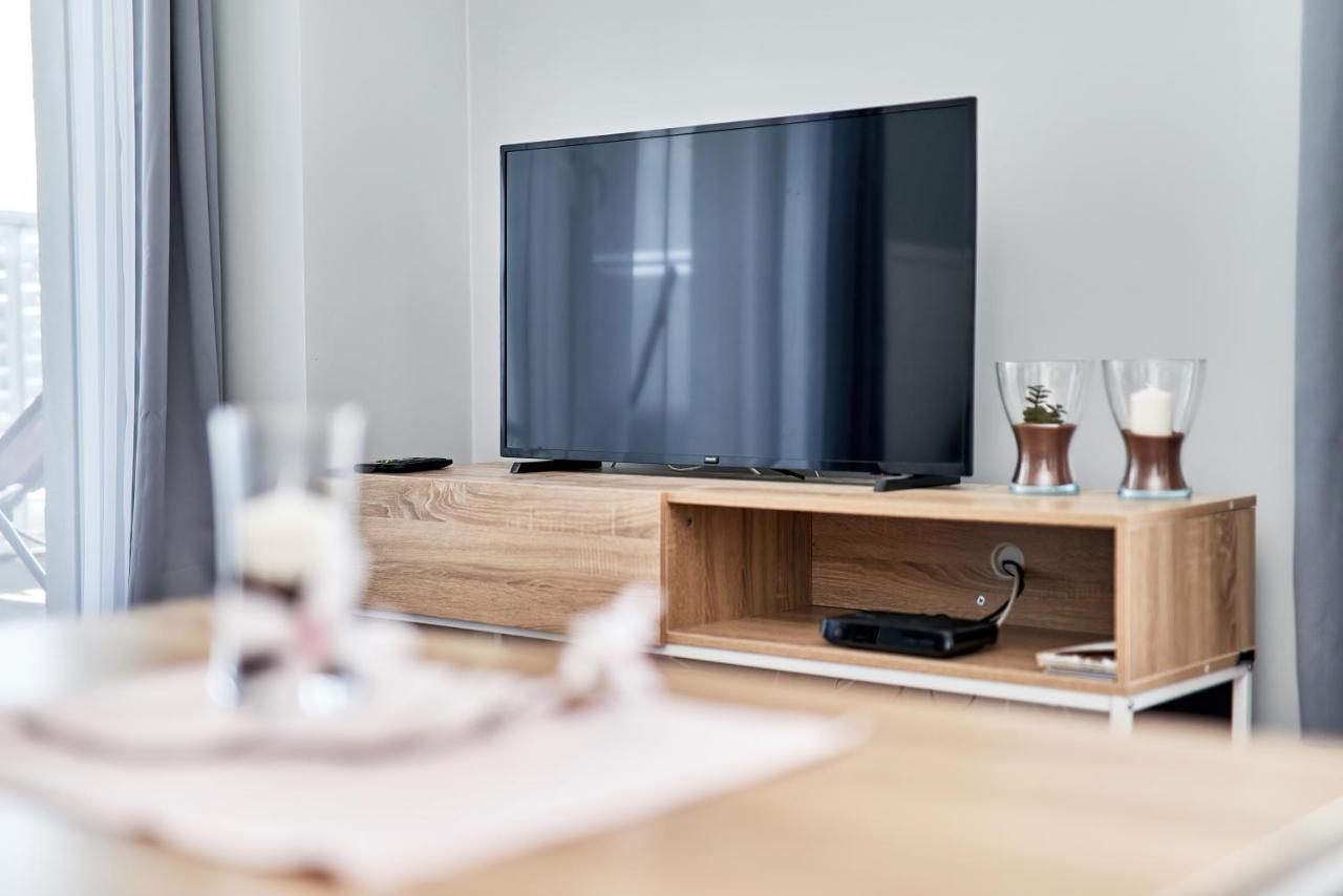 Apartment Wroclaw Sikorskiego With Free Garage By Renters Prestige Екстериор снимка
