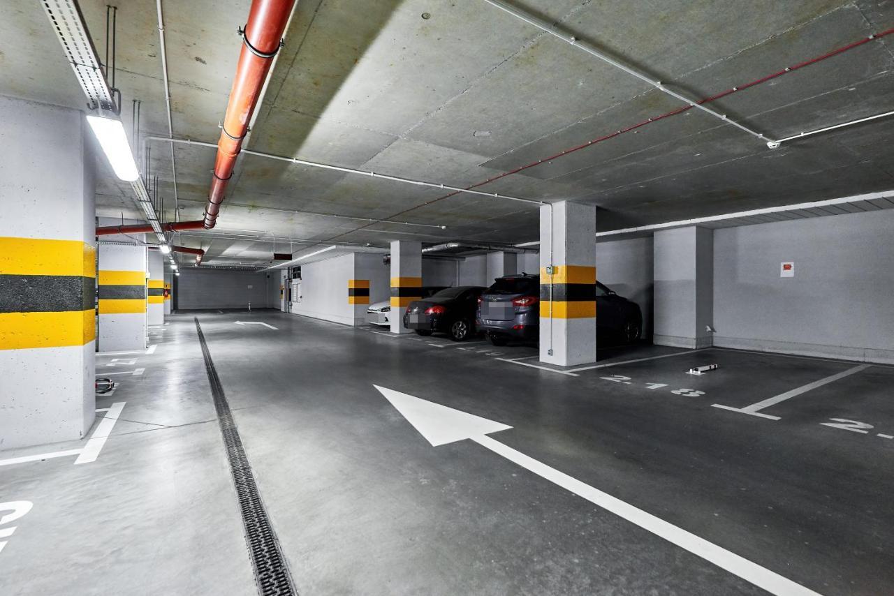 Apartment Wroclaw Sikorskiego With Free Garage By Renters Prestige Екстериор снимка
